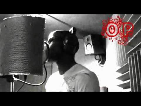 Tazzle ft Swifta - Look Me Up And Down Music Video (Official Video) (HD).flv