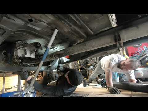 The 12 valve Cummins, NV4500 5spd Transmission remove and reinstall, 96 Dodge 3500