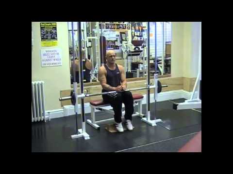 Smith Machine Seated Toe Raise