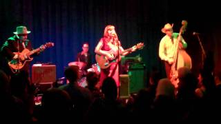 Kim Lenz and the Jaguars-Thinking About You.MP4