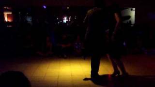 Fernando Sanchez y Ariadna Naveira bailan un valcecito en Practica 8