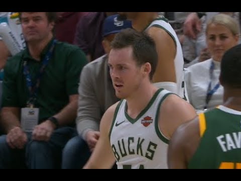 Bucks Bench Unit Highlights vs Jazz RS19G63 - 15 Pts, 3 Charges (02.03.19)