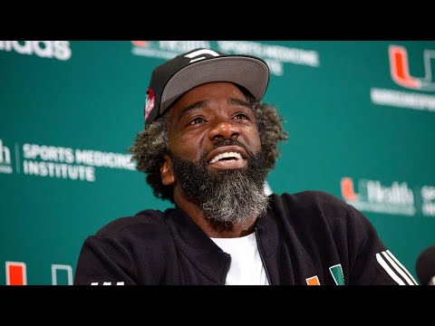 THE U LIVE CHAT. LET'S TALK COACHES