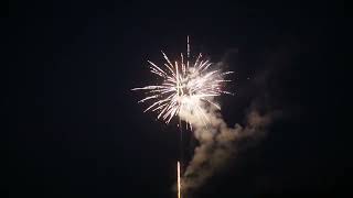 Видео Батарея салютов МАХИНА (TKB001) fP70JF-PCGo