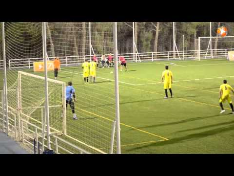 Fútbol 7 Bravo.  Primera Jornada 28.  Nueva Heliópolis 1 - 5 Servitronic Andalucía SL