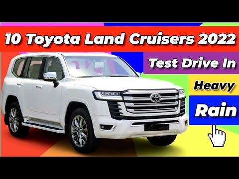 How Toyota Land Cruiser 2022 LC 300 Perform & React in a Heavy Rain Review | Tech&Facts69