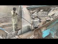 "Big Rock Crusher Machine: A Giant in Action"Big Rock Crushing: A Powerful Process"#stonecrusher