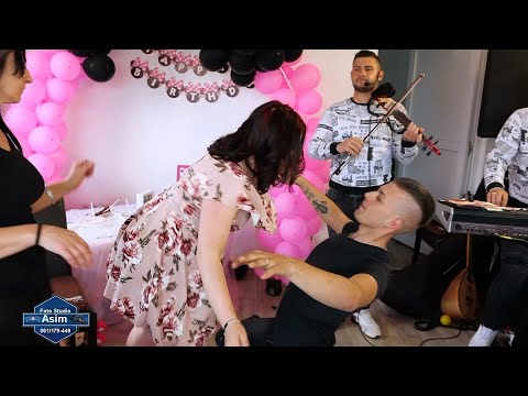 Semir i Sanel sa pjesmom digli goste za igru novo Uživo pjevaju na Zabavi za Vas  Asim Snimatelj