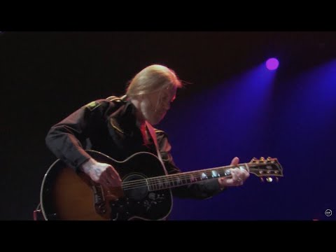 Midnight Rider - Gregg Allman, Warren Haynes, Derek Trucks. Live Guitar Festival New York 2013.