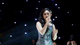 Download lagu Ciu Kan Tang Bue Bo - Helen Huang with Smiling Face Lite Orchestra mp3