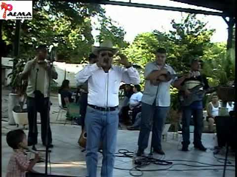 Si muero en tierras lejanas (en vivo) -  Angel Avila