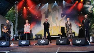 Chumbawamba  - Amnesia