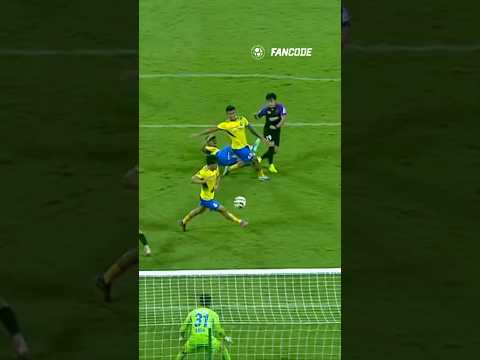 An absolute blinding save 🤯