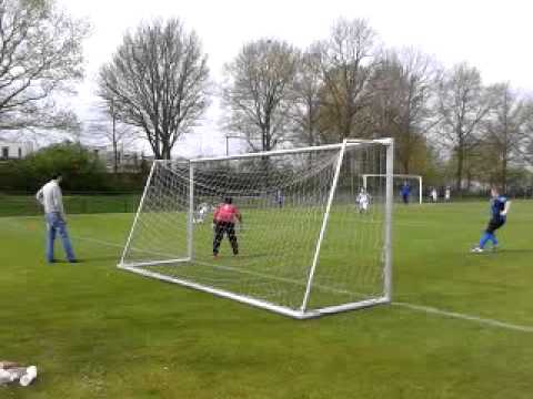 Nec'92 - RKTSV E2 28-04-2012: affluiten scheidsrechter