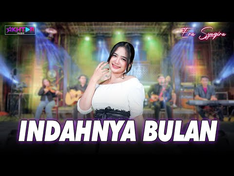 INDAHNYA BULAN - Era Syaqira // Indahnya bulan tak seindah wajahmu