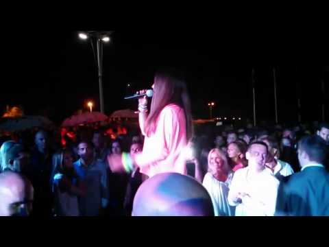 Pedro Cazanova ft Kika - Love will take us higher - Agua Moments