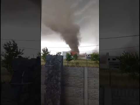 Gustnado in Carcarañá, Santa Fe, Argentina - Dec. 11, 2025