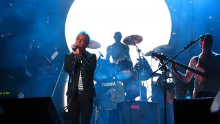 P. J. Olsson / THE DARK SIDE OF THE WALL - The Show Must Go On