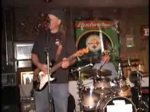 Felix and the Hurricanes - Ain't Wastin' No More Time @ Pelligrini's 8-12-10