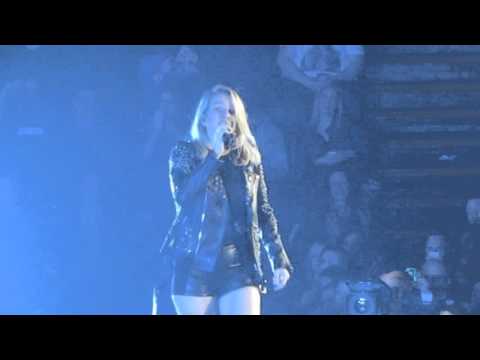 Codes Ellie Goulding 13-03-16 Motorpoint Nottingham