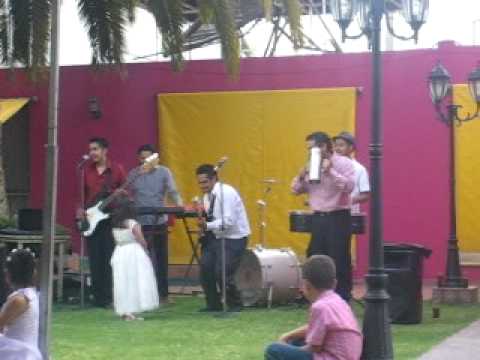 El Viejo Truko - Caramelito / El avión / La resaca