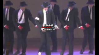 Michael Jackson dancing on Aahun Aahun Saif Ali Khan Love Aaj Kal