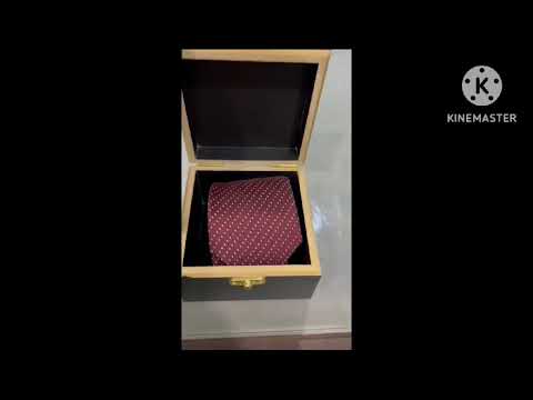 black single tie wooden boxs