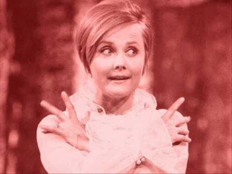 Peter, komm heut' Abend zum Hafen - Inge Brück.wmv