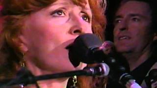 Bonnie Raitt - The Road&#39;s My Middle Name - 11/6/1993 - Shoreline Amphitheatre (Official)