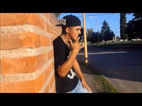 MATIAS ANDRES - AMOR DE BARRIO  (VideoclipOficial) 2015