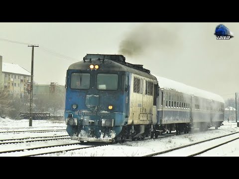 060-DA 60-0695-6&R4315 Satu Mare-Baia Mare in Zăpadă/Snow in Gara Satu Mare Station 20 January 2021