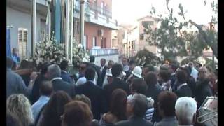 preview picture of video 'uscita processione Madonna della catena di castel di Tusa - maggio 2008 - riprese Massimo Raimondi'