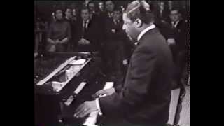 Erroll Garner in Brussel 1964. "I Get a Kick Out of You"