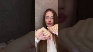 Download lagu Periscope cute girls 2025❤️#periscope #periscopeslive #live #periscopelivestream #periscopelivevideo mp3