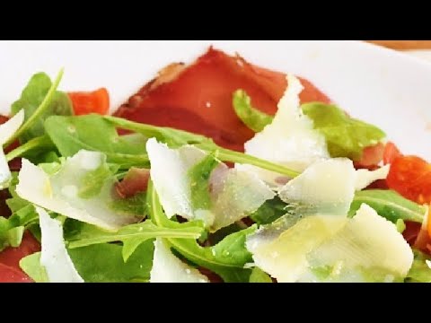 Crudo, rucola e grana...l'ANTIPASTO per adesso! Figurone garantito.