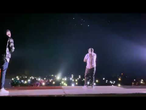 Performance de King Nevez-B no show do dia de Nicoadala