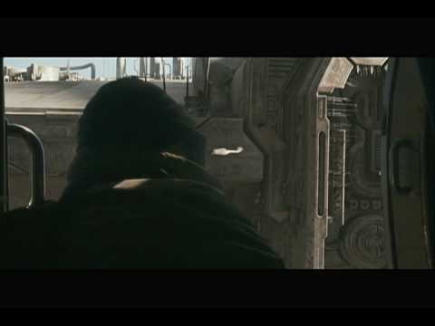 映画『第9地区』予告編