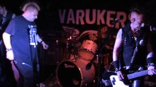VARUKERS - Live au Mondo Bizarro