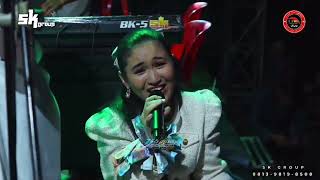 Download lagu Biarkanlah Cover Vela Zaladara Featuring Sk Group mp3