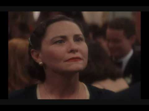 Cherry Jones in "Divine Secrets of the Ya-Ya Sisterhood"