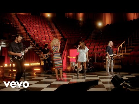 Little Big Town - Pontoon (Live From TODAY Summer Concert 2021)