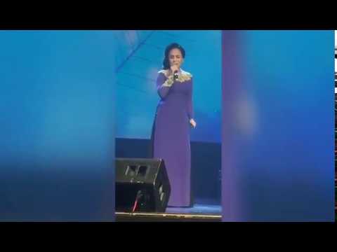 Thể hiện bởi Thanh Tuyền
