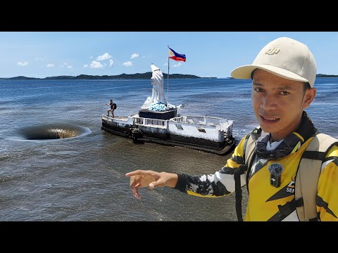They Built this Unsinkable Boat to Guide the Sailors