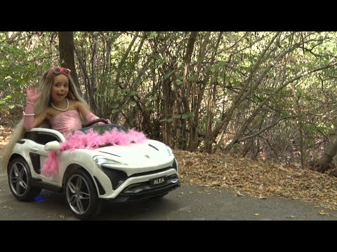 Alea Gashi - Barbie Girl