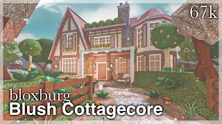 Bloxburg - Blush Cottagecore House Speedbuild (exterior)