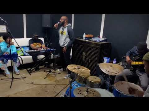 Chris daddy DAVE @ 2021 amazing GROOVE