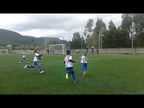 Niño futbol portonovo