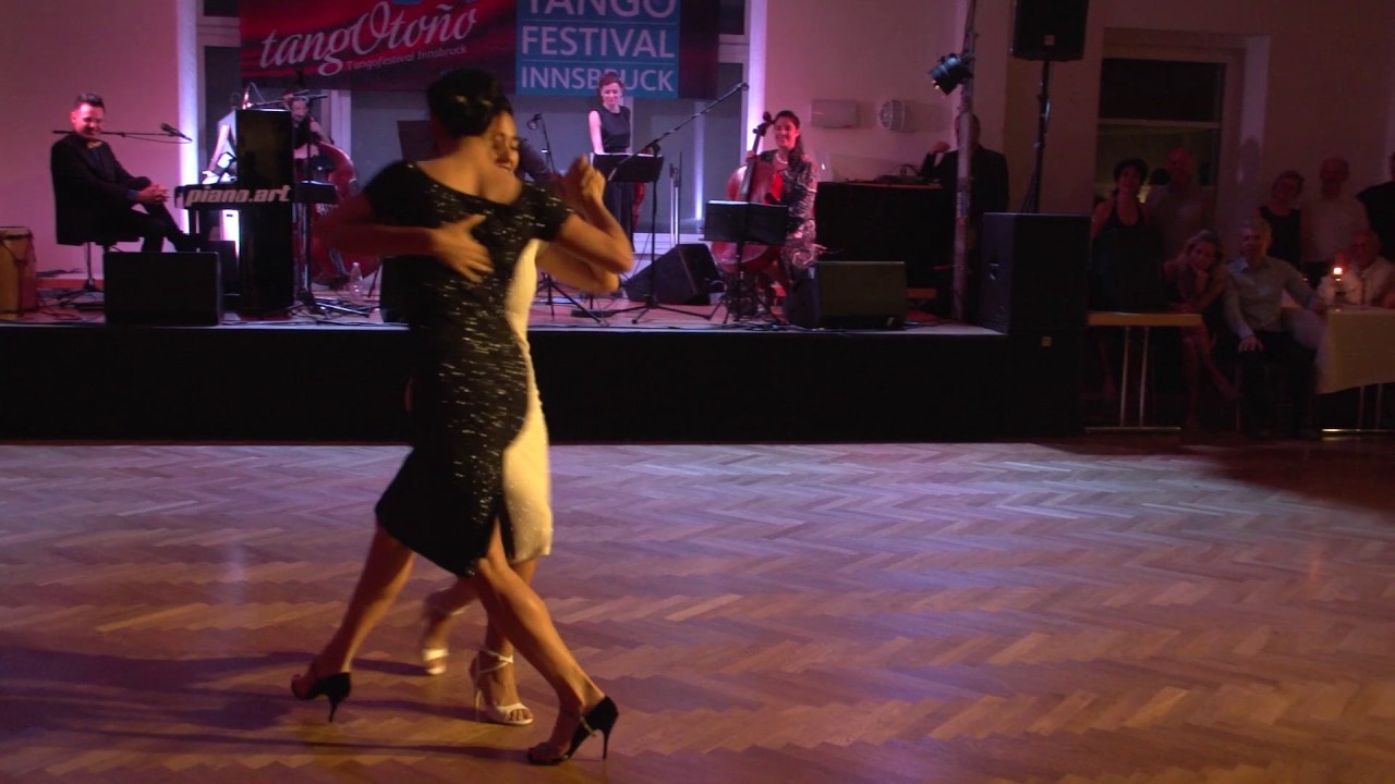 Video thumbnail for Fernando Galera, Moira Castellano, Corina Herrera - Milonga Orillera