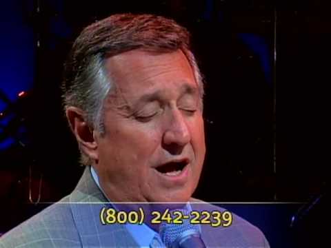 Neil Sedaka sings "Yiddishe Mama" on the Chabad "To Life!" Telethon