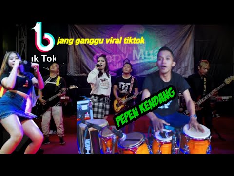 atraksi Pepen kendang pas waktu shoting tnc7 music]] gopy music]]Yolanda jarly]]Alvi ananta